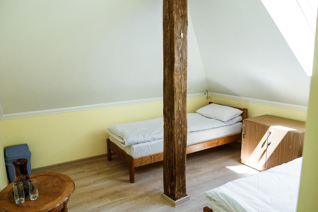 Sweet Home Hostel / Guest House Csernyivci Kültér fotó
